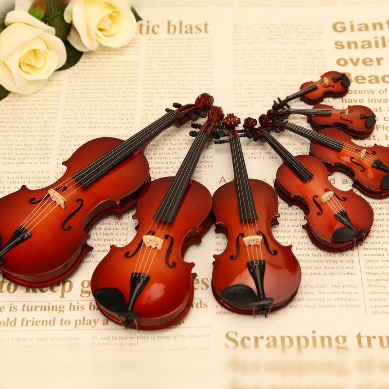 Musical Instrument Old - Figura de violín pequeña hecha a