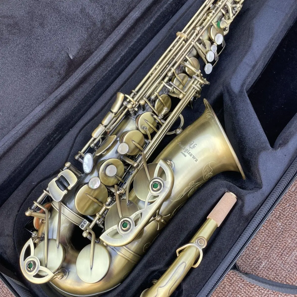 Saxofón Alto Japonés W01, Simu - Musical Instrument Japan reseña y precio