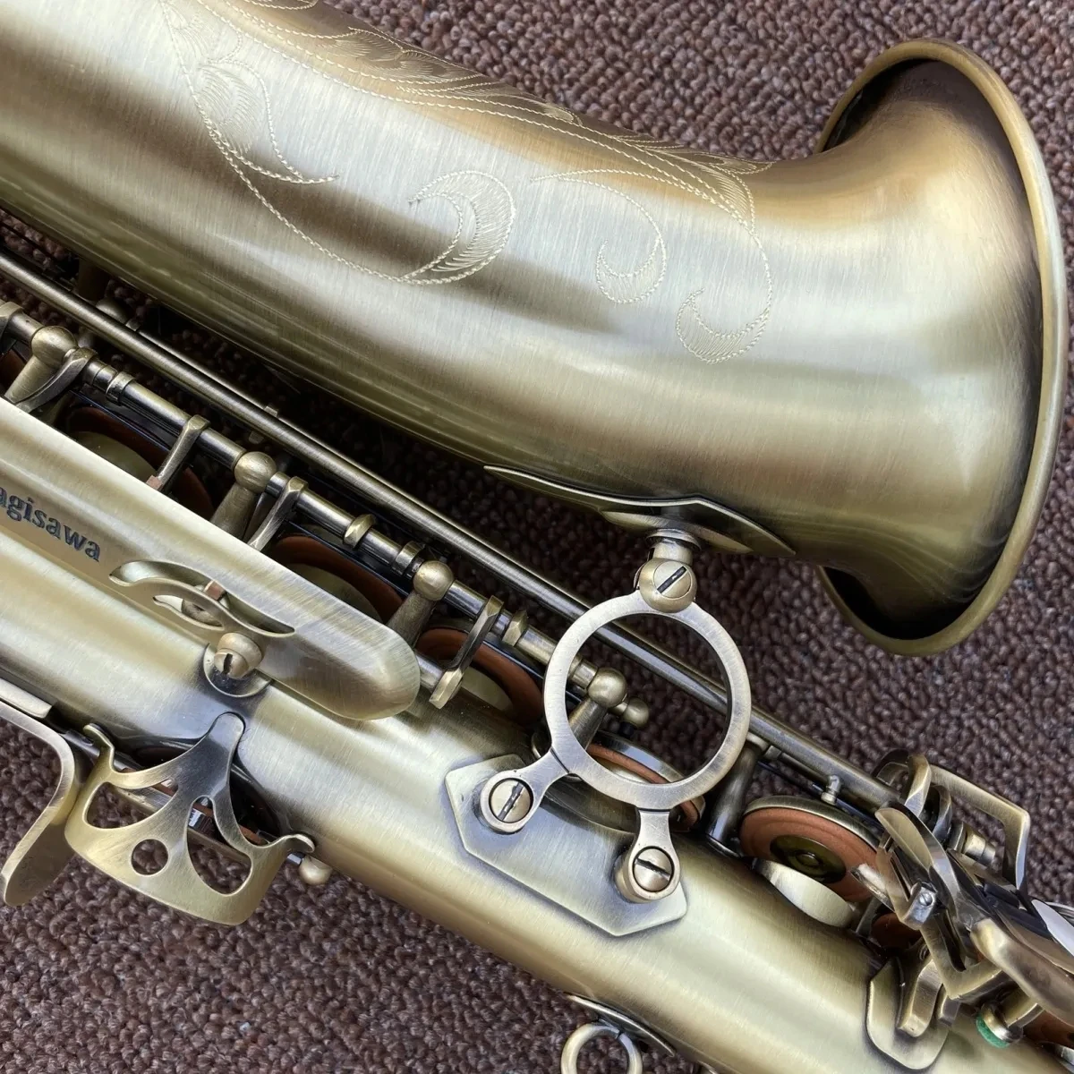 Saxofón Alto Japonés W01, Simu - Musical Instrument Japan reseña y precio